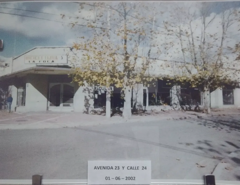 Antigua sede en Avenida 23 y Calle 24 en 2002
